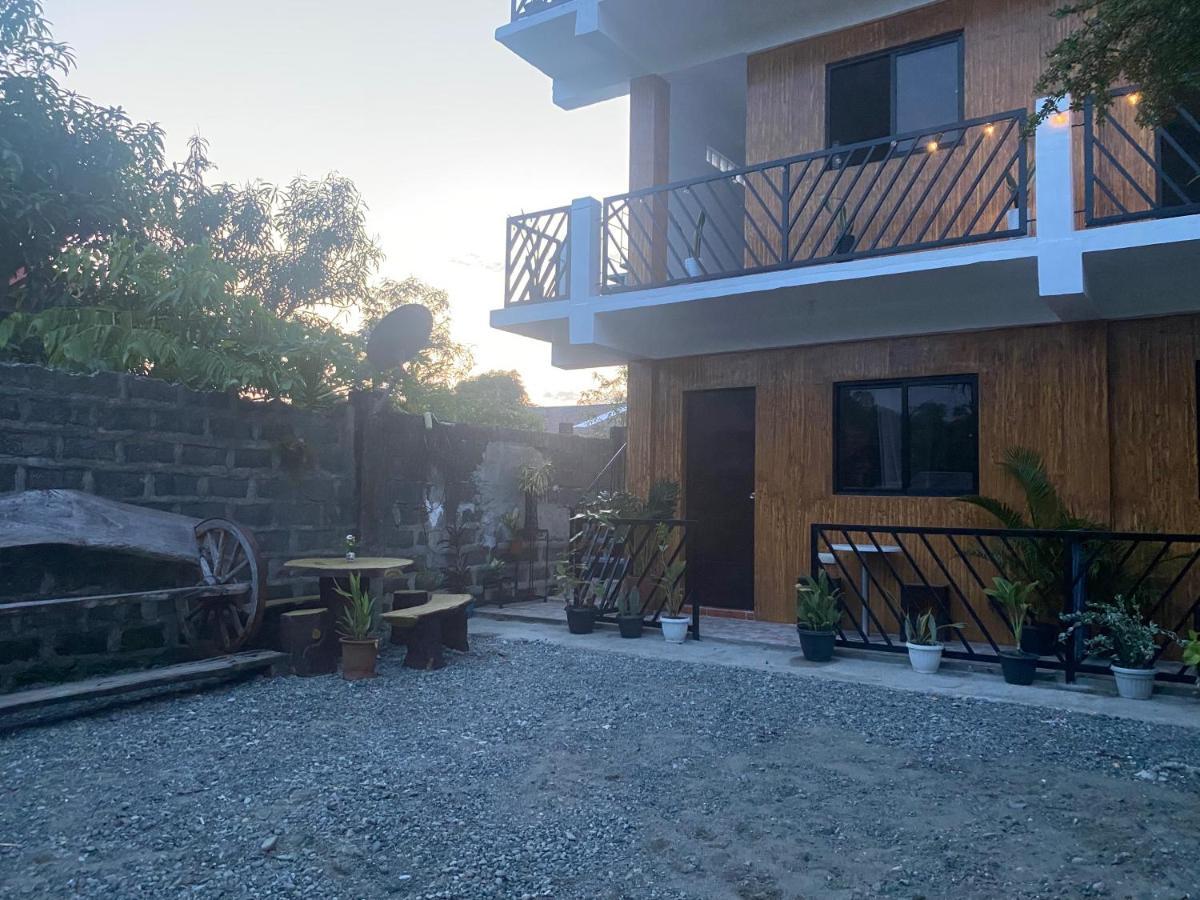 Alona'S Traditional Filipino Home Near 100 Islands Wharf Alaminos Exterior photo