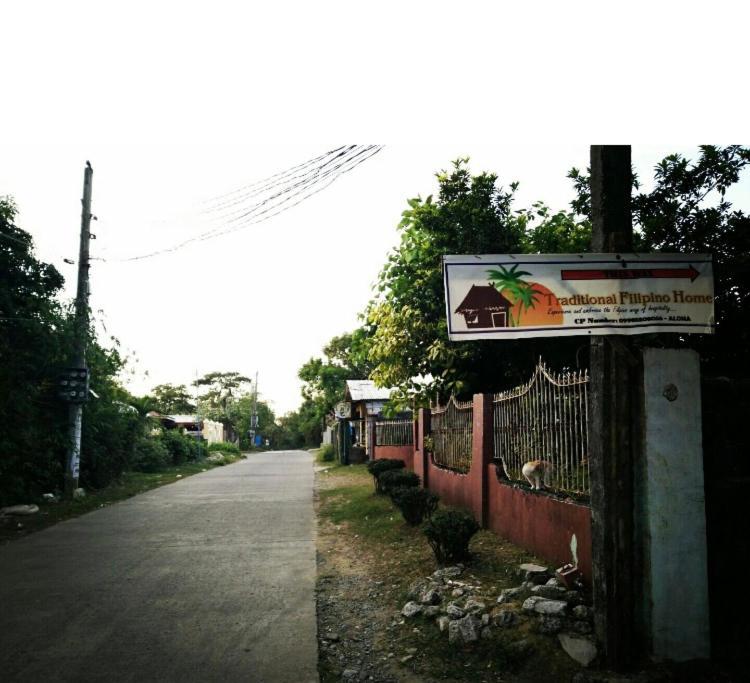 Alona'S Traditional Filipino Home Near 100 Islands Wharf Alaminos Exterior photo