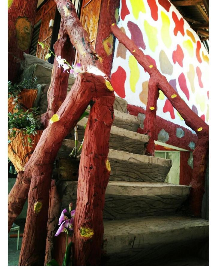 Alona'S Traditional Filipino Home Near 100 Islands Wharf Alaminos Exterior photo